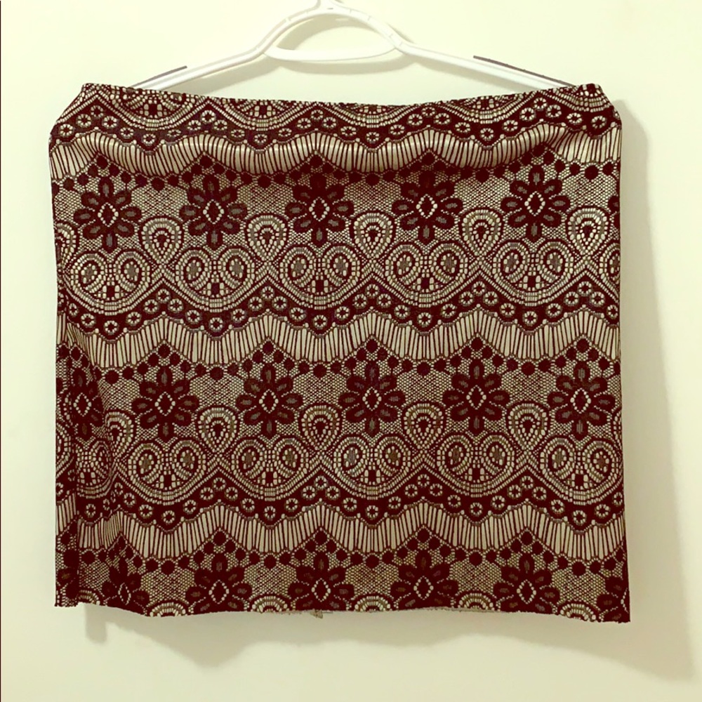 mini- skirt